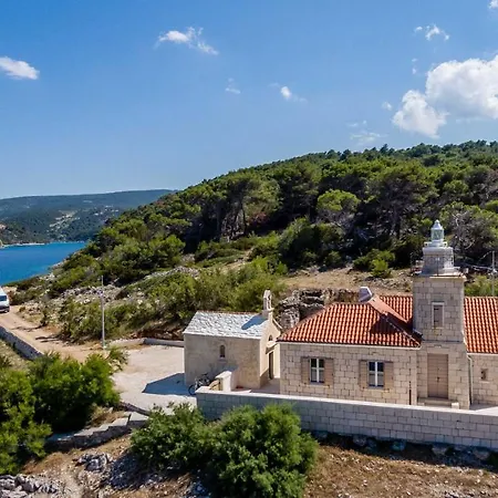 Phenomenal Lighthouse St Nicholas 2 Bedrooms Floor Heating * Pucisca