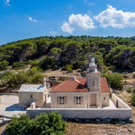 Apartment Phenomenal Lighthouse St, Nicholas 2 Bedrooms Floor Heating Private Jacuzzi *