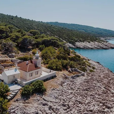 Apartment Phenomenal Lighthouse St, Nicholas 2 Bedrooms Floor Heating Private Jacuzzi *