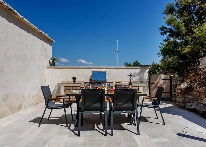 Διαμέρισμα Phenomenal Lighthouse St Nicholas 2 Bedrooms Floor Heating Pucisca